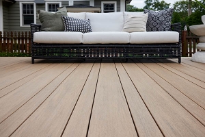 3 Benefits of Composite Decking for Your Home